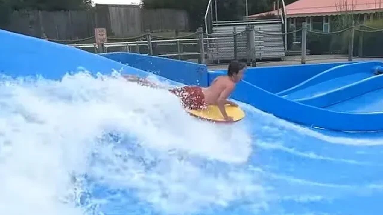 Flowrider at Soak City, Kings Island (2022)