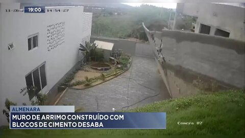 Almenara: Muro de Arrimo construído com Blocos de Cimento desaba.