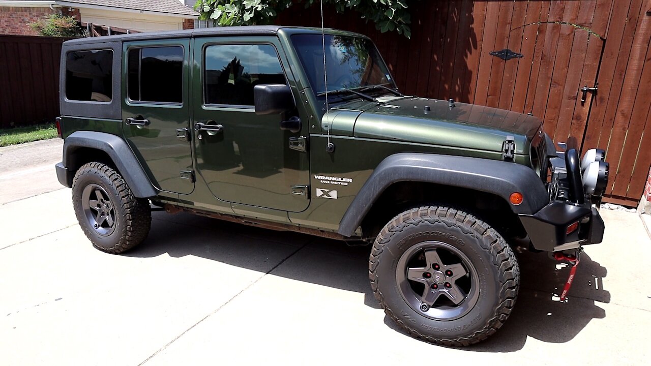 BFGoodrich T/A KO2 Tires‎ on AEV Pintler Wheels