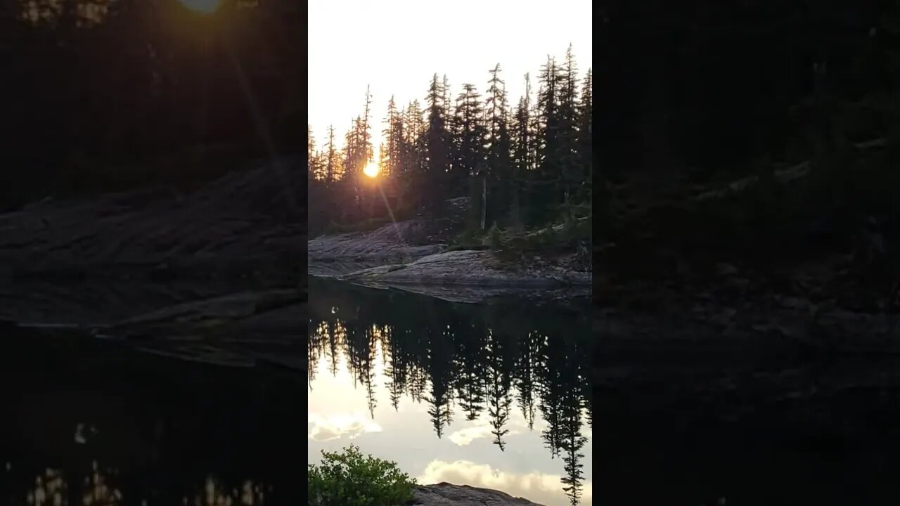 Sunrise at Spectacle Lake #hiking #pnw #hikingtrails #nature #solohiking #sunrise #camping