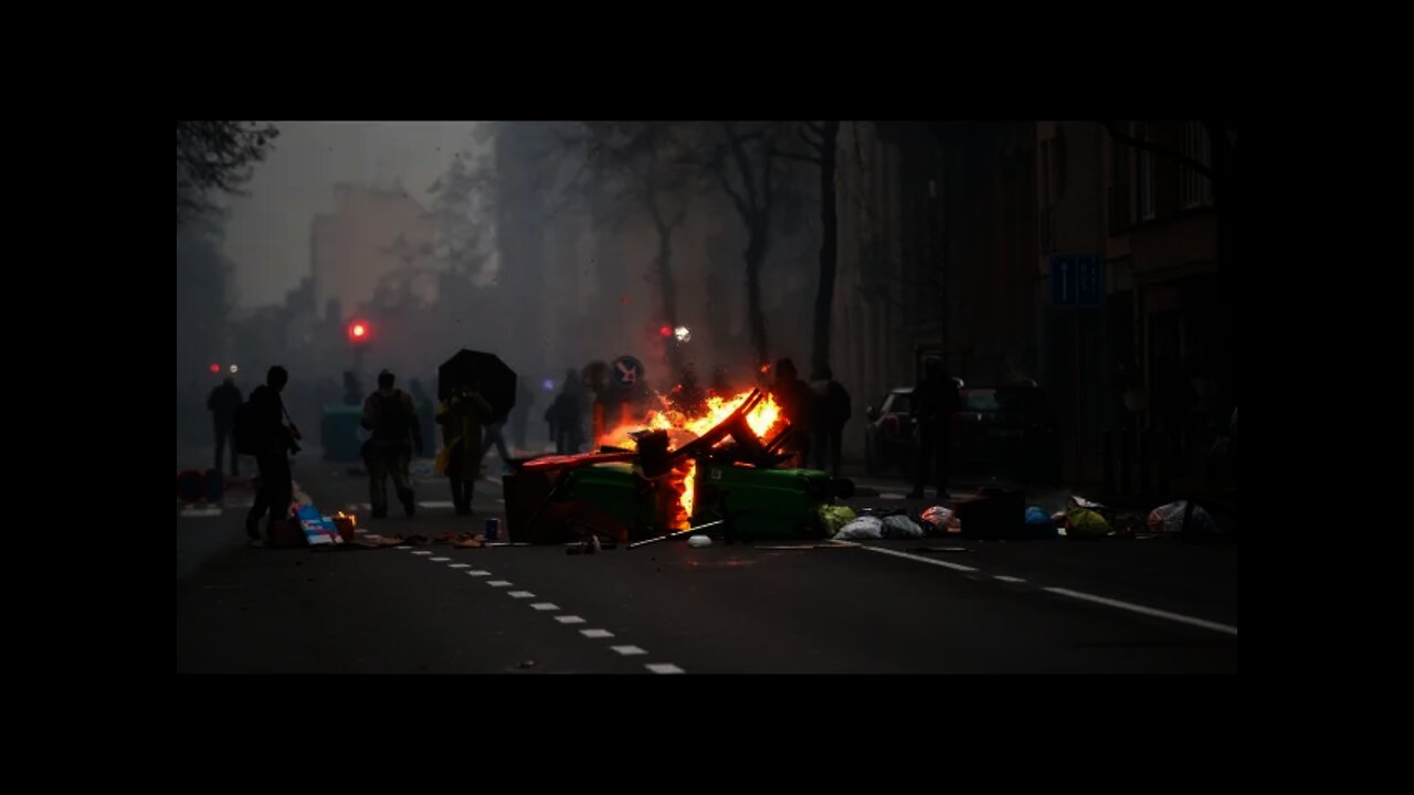 Protest against COVID-19 restrictions turns violent in Brussels