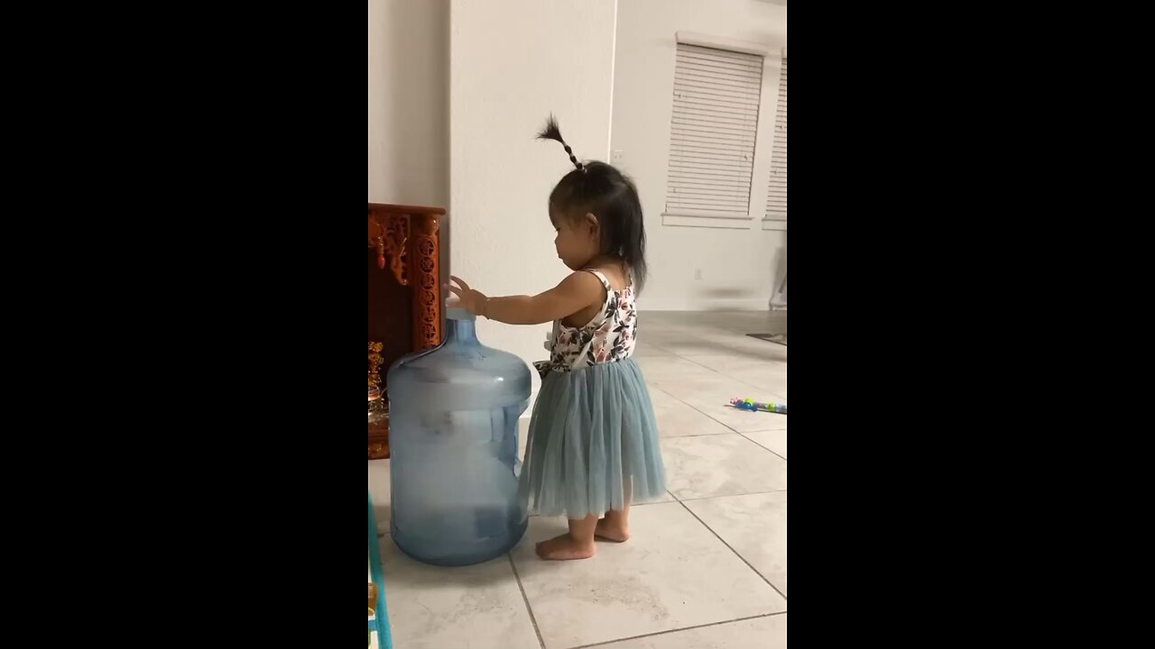 baby happy dance
