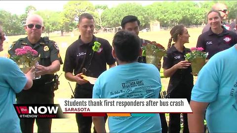 Students thank first responders after bus crash