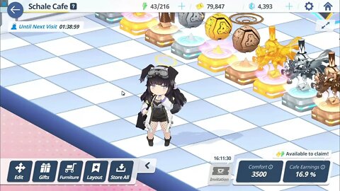 Hibiki in the Cafe