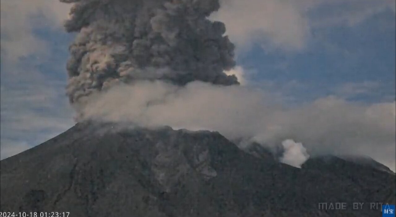 Powerful eruption of Sakurajima volcano in Japan 🇯🇵
