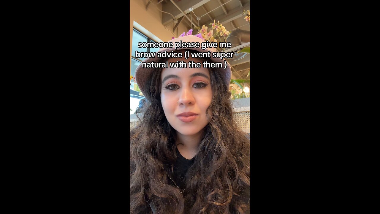 #thickeyebrows #givemeadvicetoglowup #glowupadvice #bebrutal #makeup #beauty #hi #greeneyes #latina