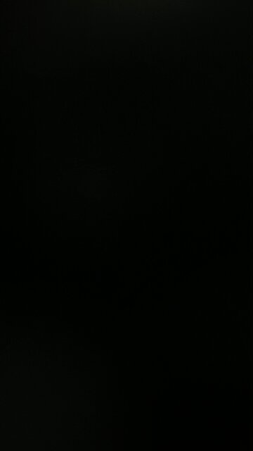 How to pronounce indescribable