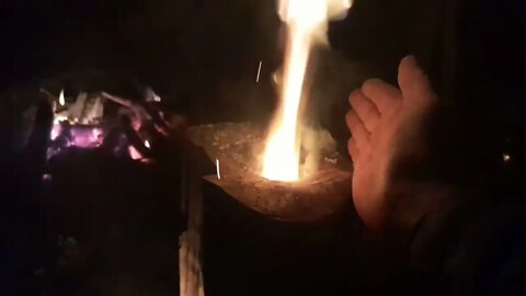 Naturally Generated Rocket Stove / Swedish Candle - (Dark Meta dies @3am) 30°F Wild Camping No Mods