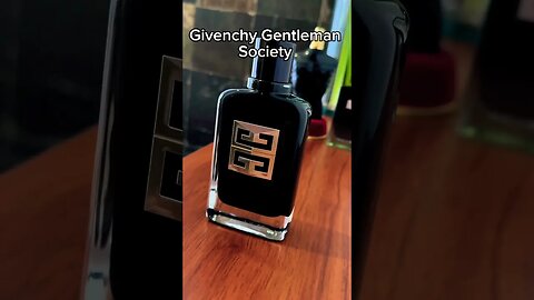 4 perfumes altamente sexuales que las mujeres aman