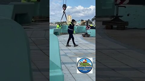 Paseo Marítimo, La Línea, España: Limpiando después el Temporal