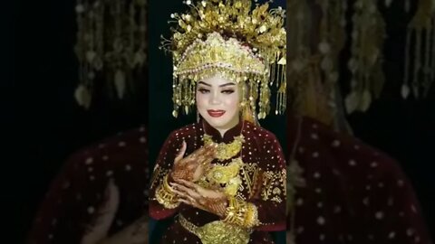 Pakaian Pengantin Palembang.