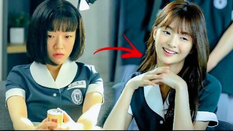 Ela é Considerada FEIA mas não SABEM que ela é uma INFLUENCER FAMOSA!