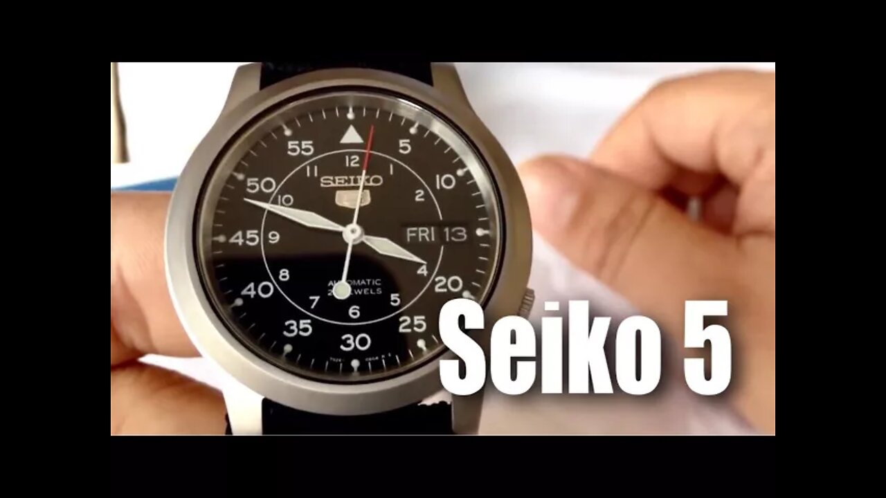 Seiko Men's SNK809 "Seiko 5" Automatic Watch with Black Canvas Strap Review