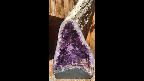 Divinity Moon's Crystal of the day: Amethyst (Many peoples favorite)