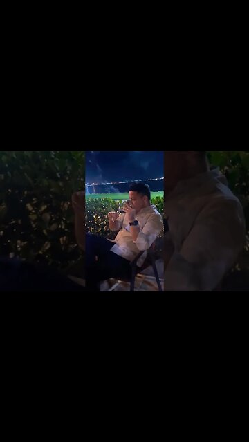 A personalidade charuteira que vive um eterno çestou! Seus patifes duma figa.