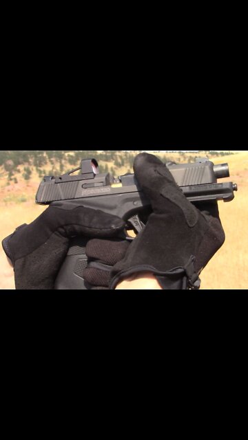 Mossberg Optics Ready MC2c - AmbGun Minuteman Review Shorts