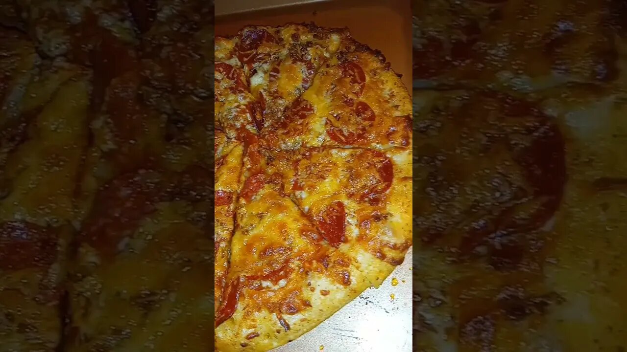 Lil Yachty 's Pizza (must try)