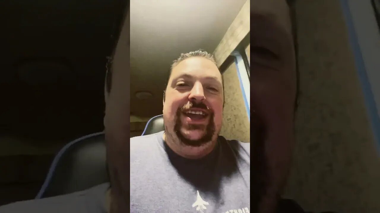 Alex Jones Makes Joe Rogan Laugh 🤣