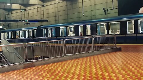 Epicness Montréal metro