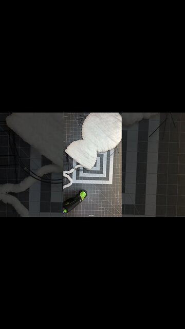 How to Make a Dollar Tree Snowman Wreath #julieswreathboutique #dollartreechristmas #shorts