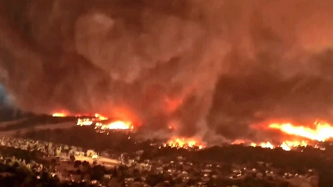 Hikers Capture HORRIFYING Footage Of What It's Like Driving Through A Wildfire