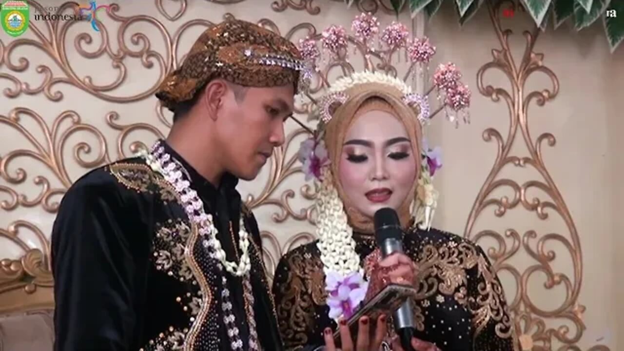 PENGANTIN MENYANYI / RESEPSI PERNIKAHAN PIDO & HENNI - KAUMAN - PAGARALAM