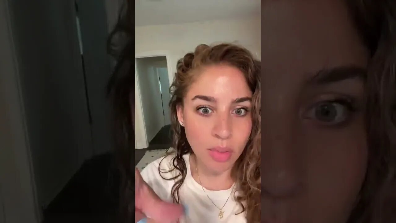 Would you slide in her dm's? lol