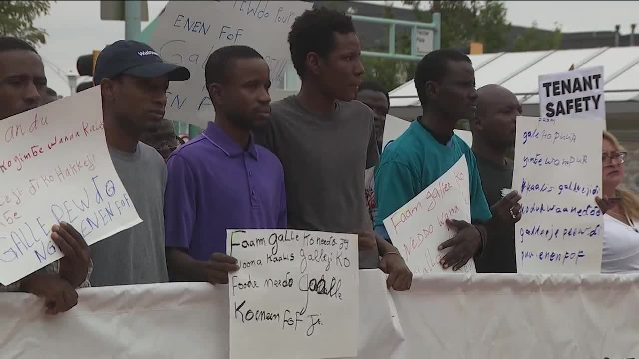 Aurora renters protest mold, roaches, mice and other unlivable conditions