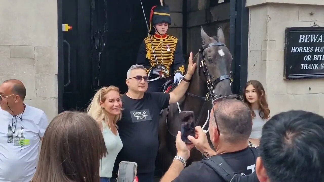 Do you think these tourist's over stepped the mark #horseguardsparade