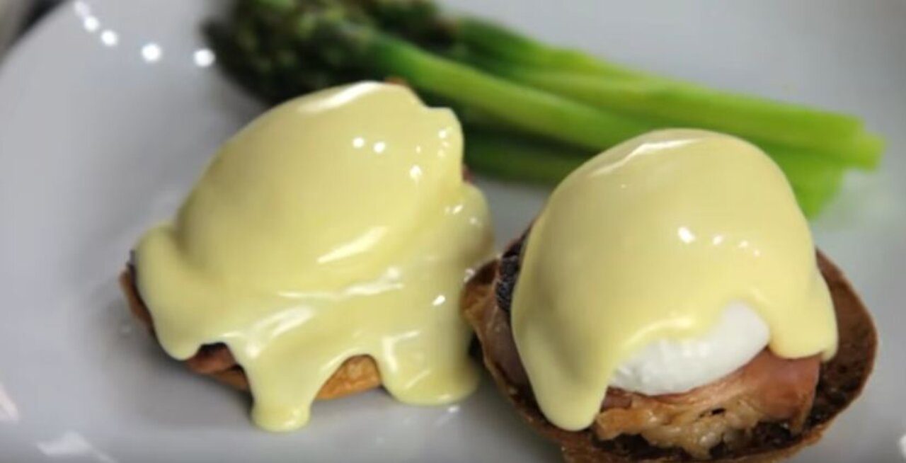 Make Hollandaise in 1 minute | Food