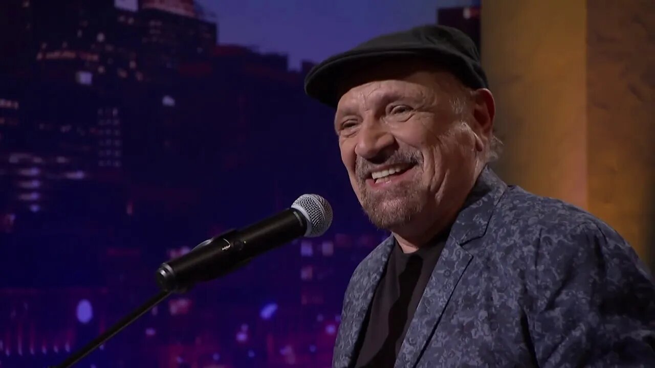 Felix Cavaliere - Interview & "Groovin'" (Live on CabaRay Nashville)