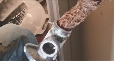 Henderson mother battles major plumbing issue at townhome