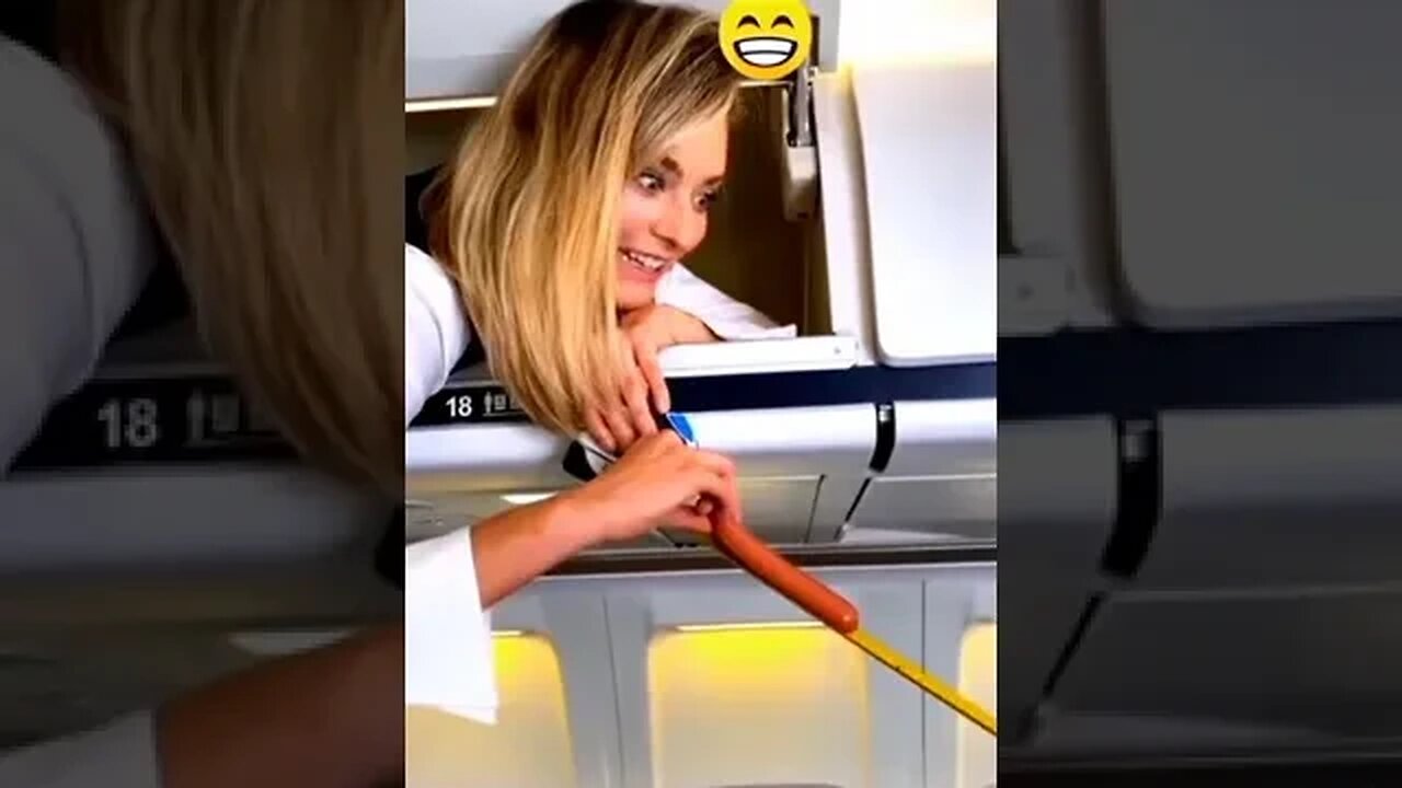 In flight prank😄😄😄#shorts #prank #funny #viral #trending
