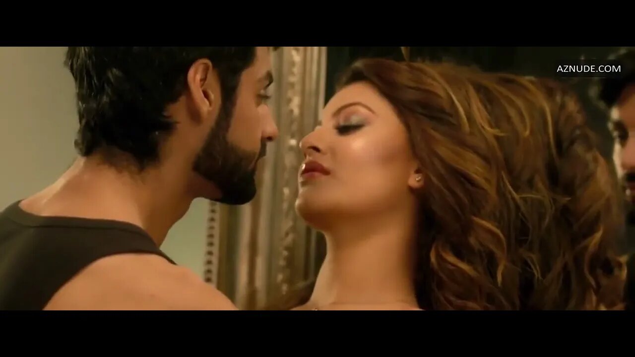 Urvashi Rautela Sexy Scene in Hate Story 4