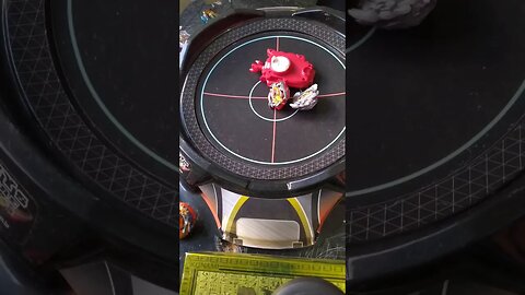 tudo deu errado nessa batalha #batalhadebeyblade #beybladeburst #beyblade