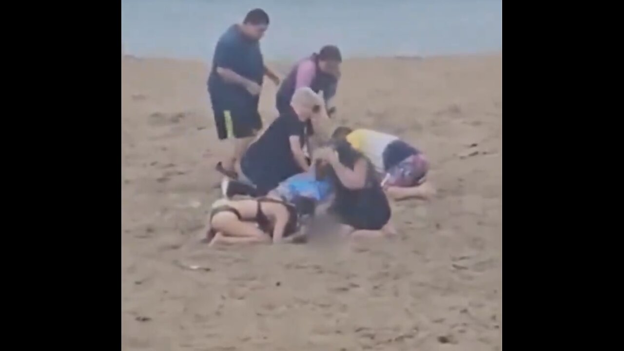 THREE CHILDREN INJURED👦🏝️👧🏼⚡️🫀⚡️🧒🌩️🚑WHEN LIGHTENING STRIKES ON PUERTO RICO BEACH🏖️👦⚡️🚸⛈️💫