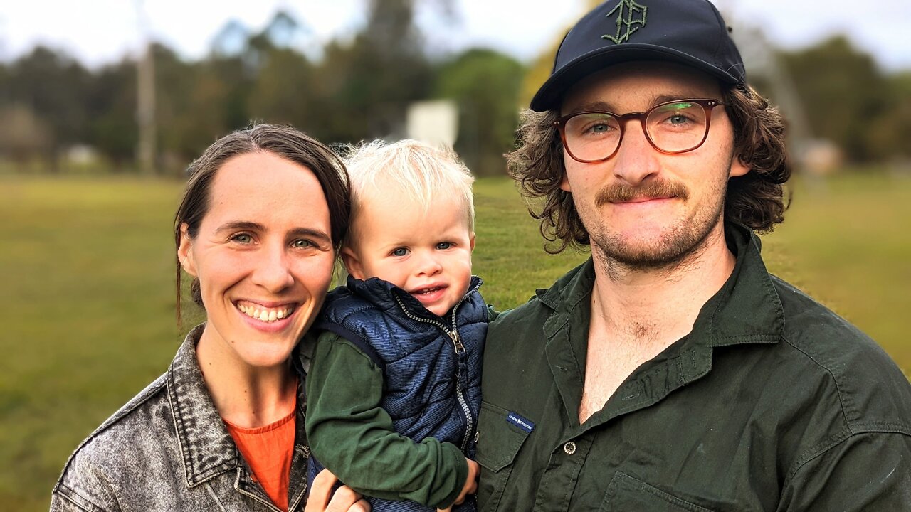 No Kidney For You, Young Mum. Cafe Locked Out