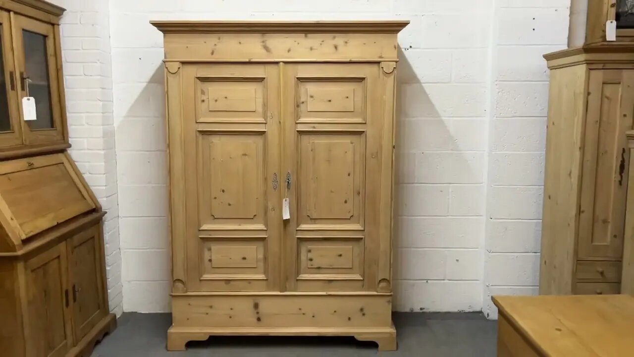 Small Double Antique Pine Wardrobe (Dismantles) (Y4700G) @PinefindersCoUk