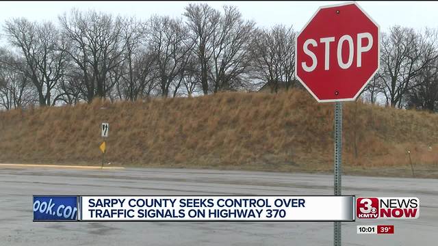 Sarpy County seeks control over traffic signals on Highway 370