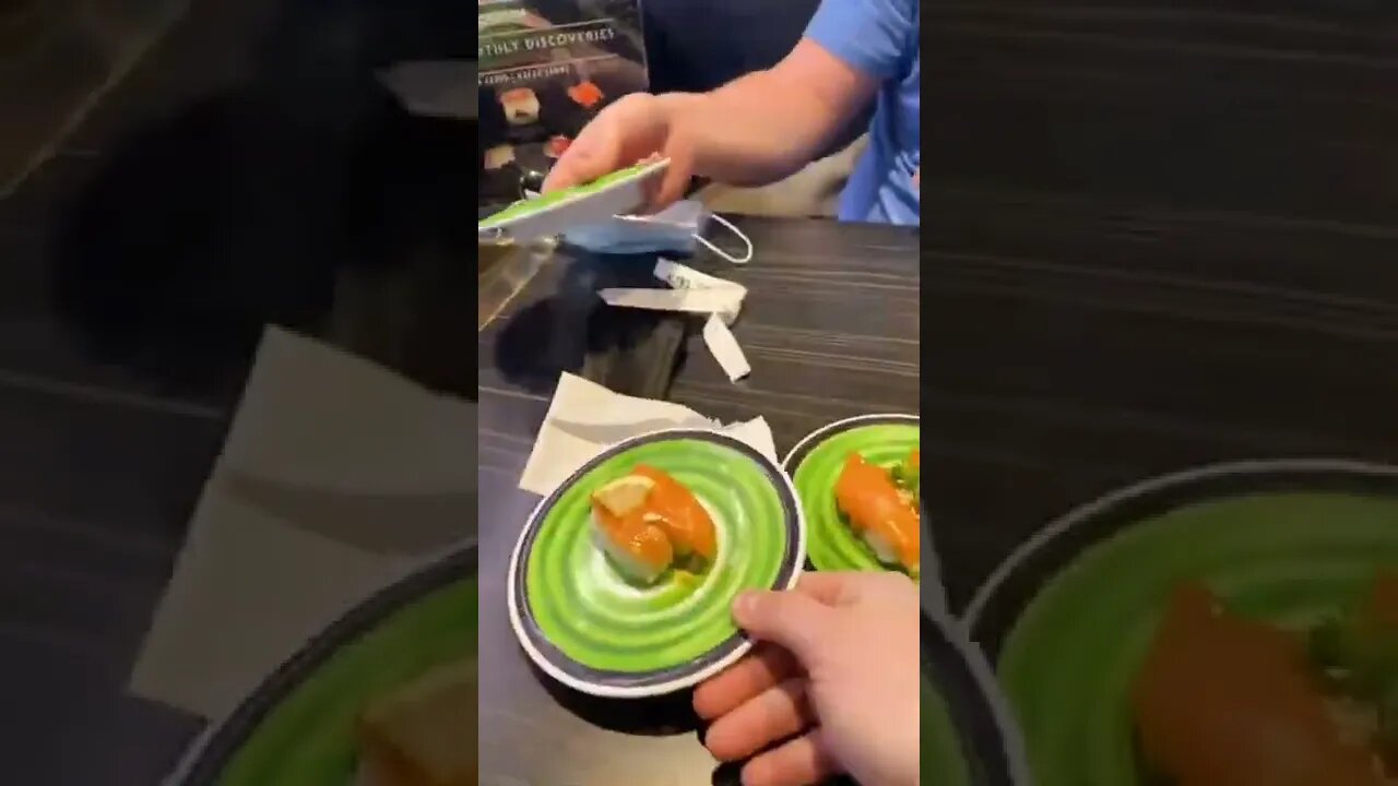 Sushi Conveyer Belt tiktok beckypopik