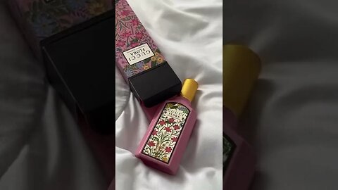 Gucci Perfume Unboxing tiktok li6a5