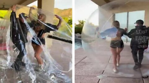 How is that possible in a Bubble ?