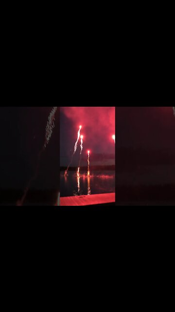 Fireworks + water = WOW!!!! This is so cool #fireworks