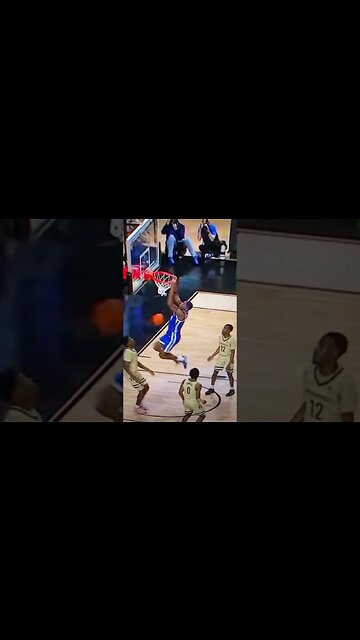 Oscar Tshiebwe with the monster dunk to cap Kentucky victory #oscartshiebwe #kentuckywildcats