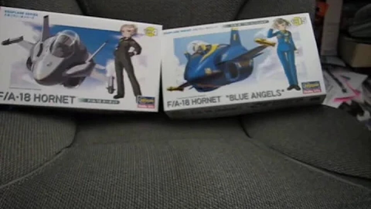 Hasegawa F/A-18 Hornet Egg Plane and F/A-18 Blue Angels Egg Plane Review