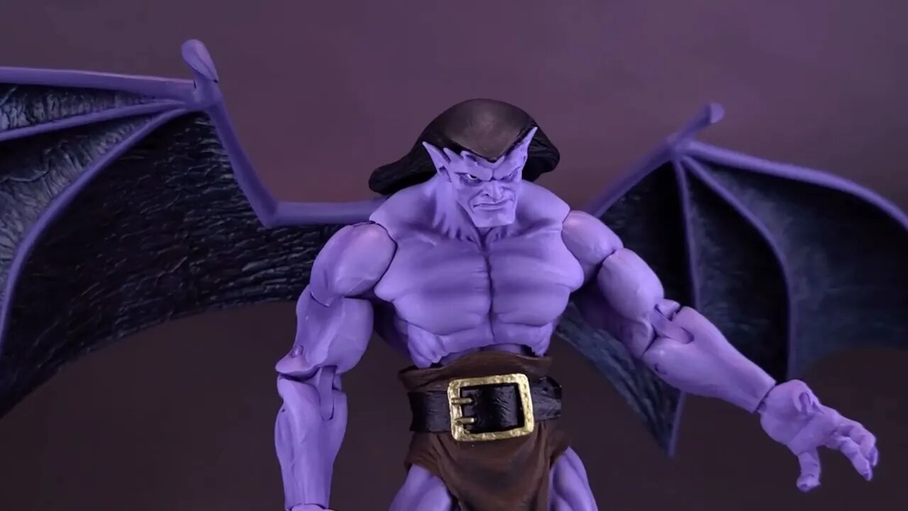 NECA Disney's Gargoyles Ultimate Goliath Figure @TheReviewSpot