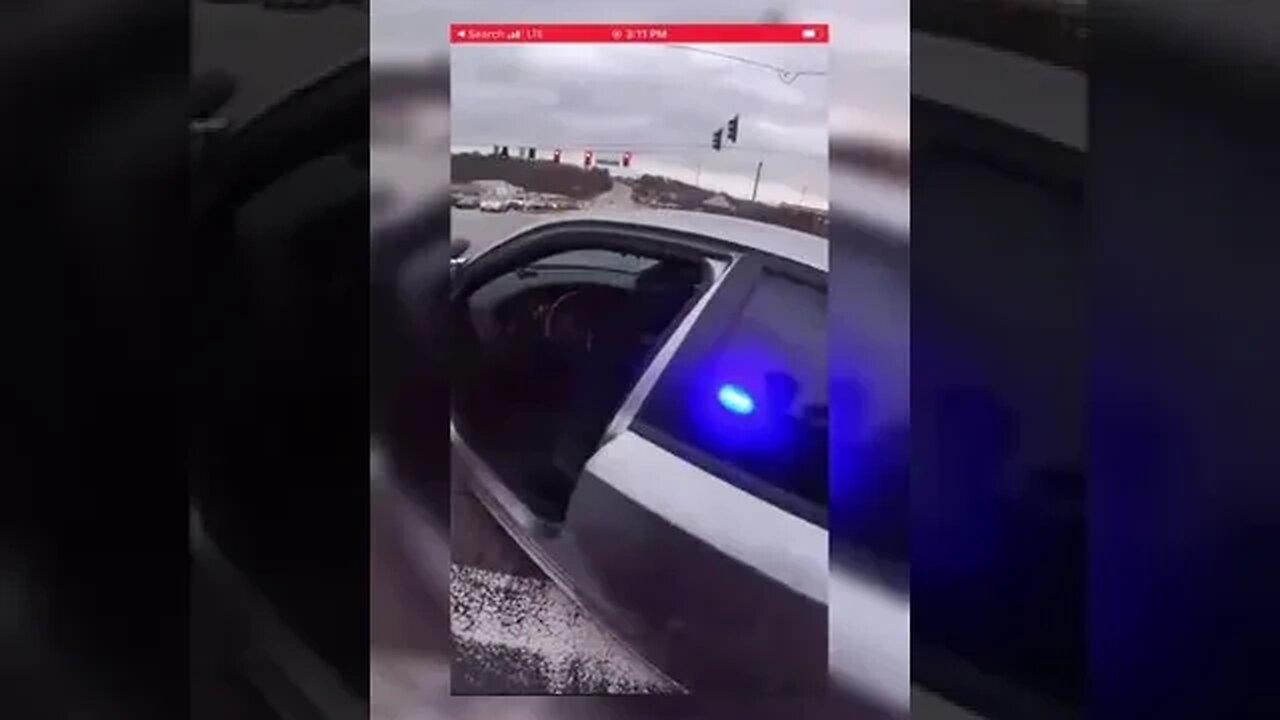THIS COP MEANS BUSINESS #NEVERTALKTOCOPS #ALWAYSFILMTHEPOLICE