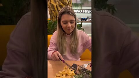 DE CE O IUBESC PE BETTY #oguritamica #manciosul #mancare #vivofusionbar