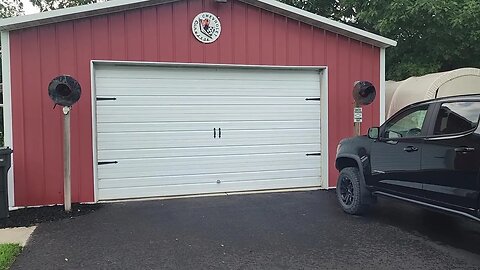 From Boring To AMAZING! Garage Door Accents!