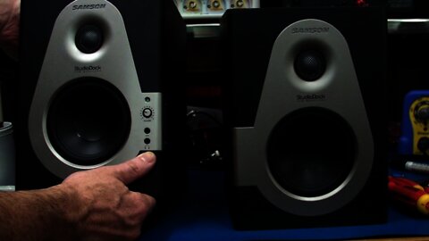 EEVblog #169 - Samson StudioDock 4i USB Monitor Speaker Review